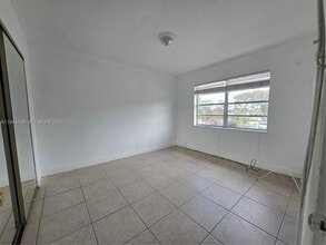12850 SW 43rd Dr in Miami, FL - Building Photo - Building Photo
