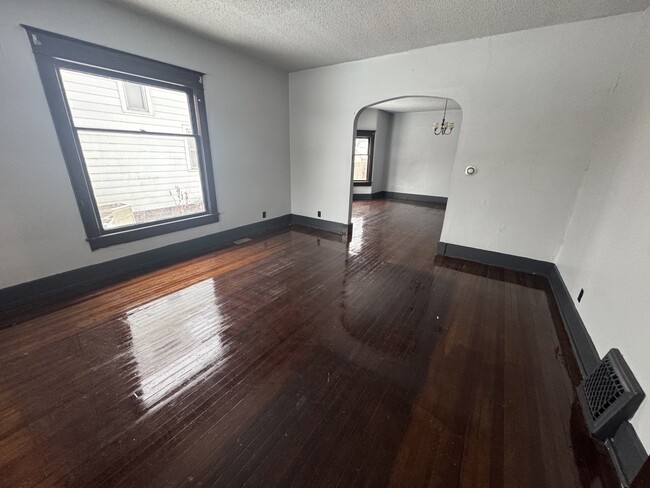 32 S Virginia Ave in Danville, IL - Building Photo - Building Photo