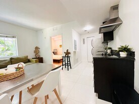 1300 Pennsylvania Ave in Miami Beach, FL - Building Photo