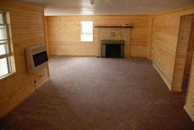 1239 E Fork Rd in Sylva, NC - Building Photo - Building Photo