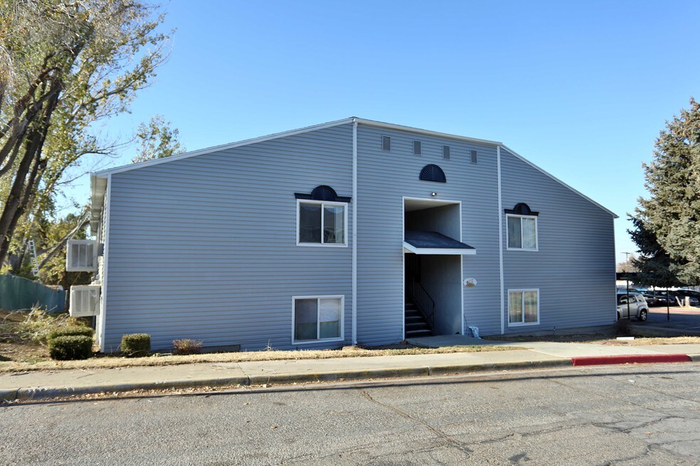 Pepper Ridge Apartments Clearfield, UT Apartments For Rent