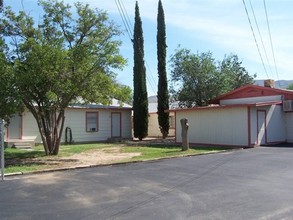 1707 Hawaii Ave in Alamogordo, NM - Building Photo - Building Photo