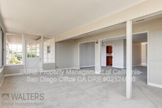 12146 Lomica Dr in San Diego, CA - Building Photo - Building Photo