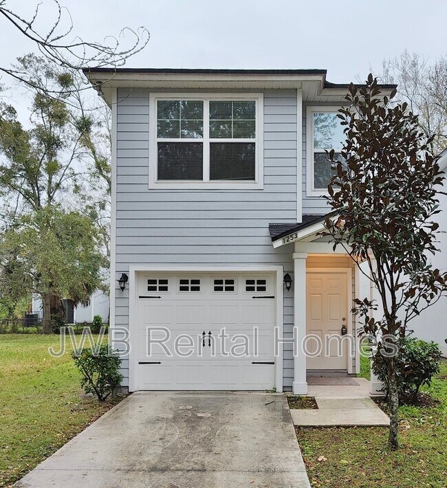 1253 Pangola Dr in Jacksonville, FL - Building Photo - Building Photo