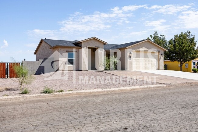 12672 W Madero Dr in Arizona City, AZ - Building Photo - Building Photo