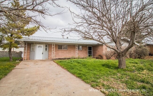 1906 N Pecos St in Midland, TX - Building Photo - Building Photo