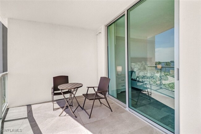 property at 3000 Oasis Grand Blvd