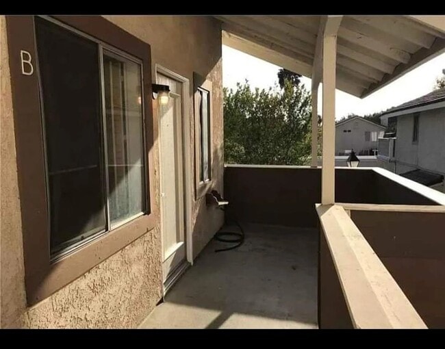property at 3645 Country Oaks Loop
