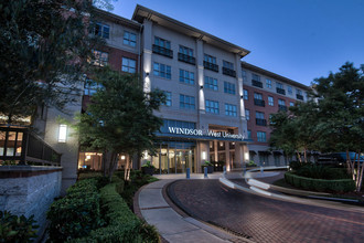 Windsor at West University in Houston, TX - Building Photo - Building Photo