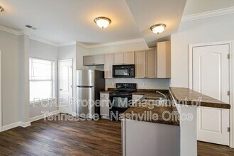 5170 Hickory Hollow Pkwy in Nashville, TN - Building Photo - Building Photo