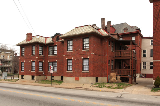 1481 S 3rd St in Louisville, KY - Foto de edificio - Building Photo