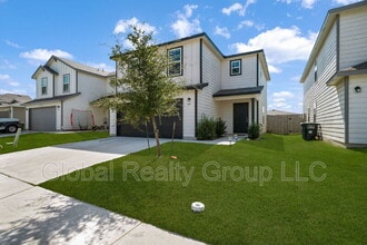 418 Russian Sage in Canyon Lake, TX - Building Photo - Building Photo