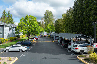 Timber Ridge Condominiums in Woodinville, WA - Foto de edificio - Building Photo