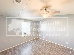 425 Longfellow Blvd in Lakeland, FL - Building Photo - Building Photo