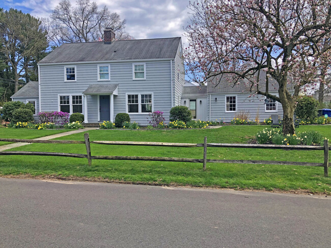property at 1 Juniper Rd