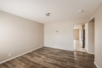 15729 W Smokey Dr in Surprise, AZ - Building Photo - Building Photo