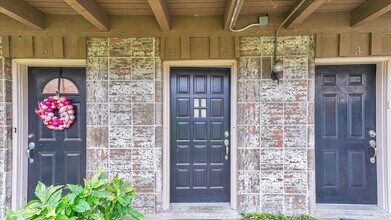 2574 Marilee Ln in Houston, TX - Building Photo - Building Photo