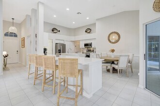 6726 Sloane Pl in Naples, FL - Building Photo - Building Photo