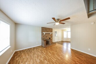203 Cascade Dr in Athens, AL - Building Photo - Building Photo