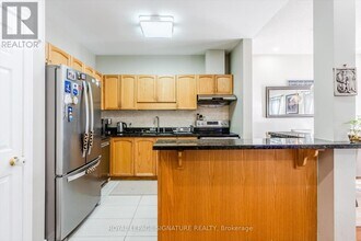 7385 Magistrate Terrace in Mississauga, ON - Building Photo - Building Photo