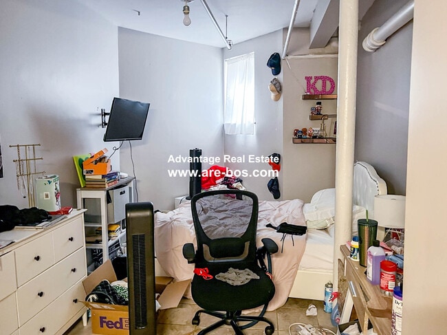 1066 Commonwealth Ave, Unit 23 in Boston, MA - Building Photo - Building Photo