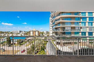 710 N Ocean Blvd, Unit 701 in Pompano Beach, FL - Building Photo - Building Photo