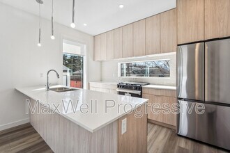 9017-9093 93 St NW in Edmonton, AB - Building Photo - Building Photo