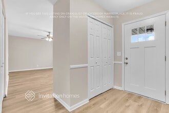 574 Stonewood Dr in Stone Mountain, GA - Foto de edificio - Building Photo