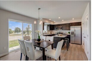 Meadowland Townhomes in Mukwonago, WI - Building Photo