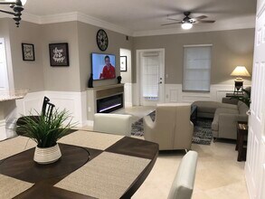 23640 Walden Center Dr in Bonita Springs, FL - Building Photo - Building Photo