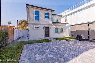 221 19th St N in Jacksonville Beach, FL - Building Photo - Building Photo