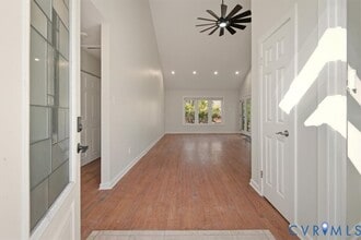 5600 Woods Walk Rd in Midlothian, VA - Building Photo - Building Photo