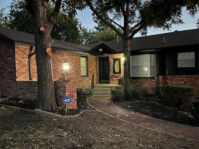 property at 3263 Creston Ave