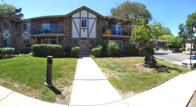 9S025 Lake Dr