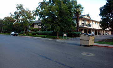 Montecito Apartments & Townhomes in Mountain View, CA - Building Photo - Building Photo