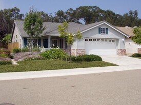 109 Kalley Dr in Goleta, CA - Building Photo