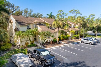 Parkside Condominiums in Ft. Myers, FL - Building Photo - Building Photo