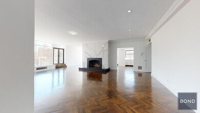 219 E 69th St in New York, NY - Building Photo - Building Photo
