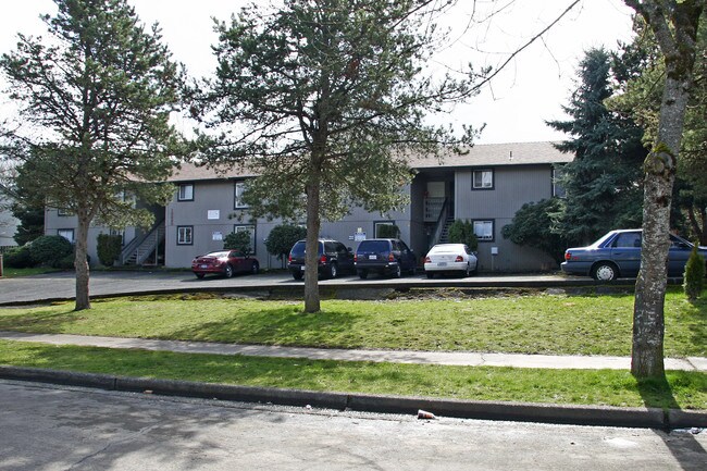 12210 SW Calico Ct in Beaverton, OR - Building Photo - Building Photo