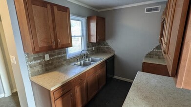 1632 S Glenn Ave in Wichita, KS - Building Photo - Building Photo
