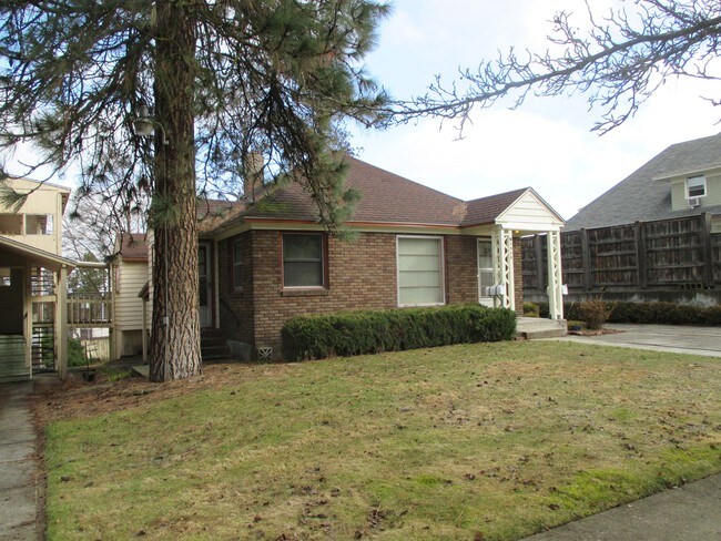 1818 W 8th Ave in Spokane, WA - Building Photo - Building Photo