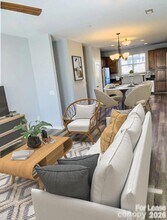 1600 Walnut View Dr in Charlotte, NC - Building Photo - Building Photo