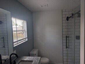 608 CR-5102I in Cleveland, TX - Building Photo - Building Photo