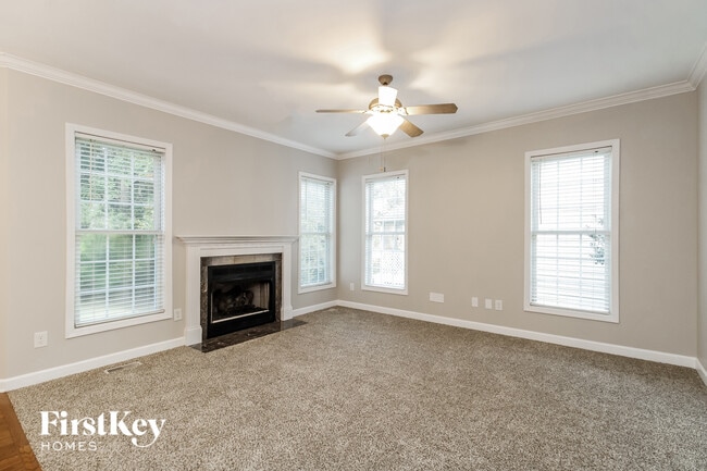 3205 Quail Run Dr in High Point, NC - Building Photo - Building Photo