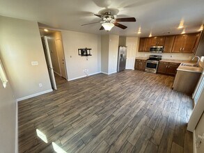 8282 Time Machine Ave in Las Vegas, NV - Building Photo - Building Photo