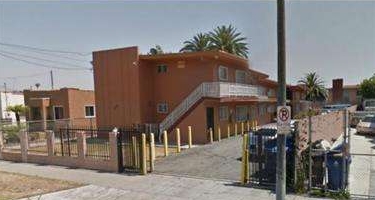 616 W 94th St in Los Angeles, CA - Building Photo