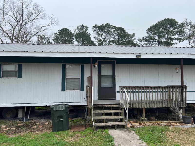 106 Linda Lee Ct in Houma, LA - Building Photo