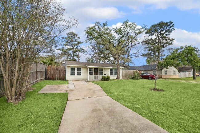 1062 W 41st St in Houston, TX - Building Photo - Building Photo