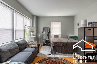 734 W Bittersweet Pl in Chicago, IL - Building Photo - Building Photo