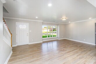 358 Sheridan Dr in Lexington, KY - Foto de edificio - Building Photo